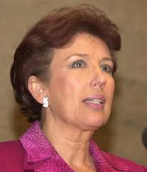 http://t2.gstatic.com/images?q=tbn:-NTKleUkQQCXZM:http://europeorient.files.wordpress.com/2009/04/roselyne-bachelot.jpg