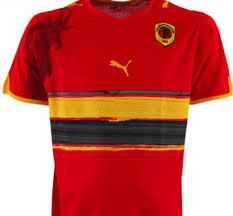 أنـغـولا VS الجـزائـر Maillot-angola-domicile-2010-2012