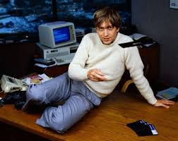 http://t2.gstatic.com/images?q=tbn:2CG6cVOYPboNcM:http://capfu.net/memex/0658_billg_sexy_mf/sexy-bill-gates.jpg