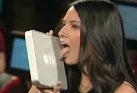 Olivia Munn hot