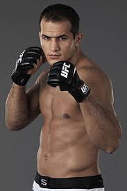 Junior dos Santos looking to