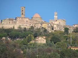 http://t2.gstatic.com/images?q=tbn:6U4qB8Ysw13HOM:http://media-cdn.tripadvisor.com/media/photo-s/01/08/71/a5/volterra-skyline.jpg