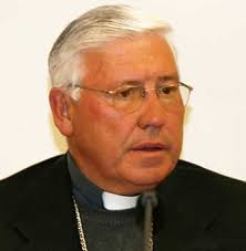 Monseñor Jesús Juárez, obispo de la Diócesis de El Alto. “Yo creo que esa es una forma de exclusión y creo que como ciudadano boliviano tengo ... - monsenor-jesus-juarez