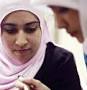 Twenty-year-old Ahlam Shalabi could be the poster girl for young American ... - muslimstudents