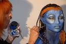 La créatrice de la marque Make up for ever, Dany Sanz, s'est inspiré du film ... - maquillage-avatar-dany-sanz