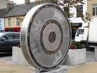 J1933 : The obverse of the Lucky Penny sculpture in Church Square - via Daymix