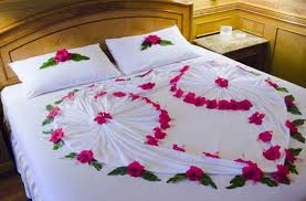 Bedroom Decoration for Wedding Night Ideas