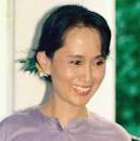 される 「アウン・サン」将軍の長女としてビルマの首都だったラングーンに