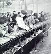 220px-Ford_assembly_line_-_ ...