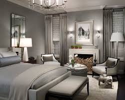 A Series of Cute Pictures for Small Master Bedroom Decorating Ideas