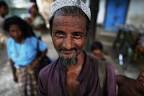 Aulia Fitri wrote a new post, Rohingya, Muslim Yang Selalu Tertindas di ... - seorang-warga-etnis-rohingya-tengah-menunggu-bantuan-diluar-sebuah-_120612125910-768