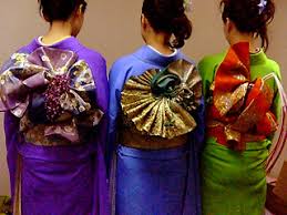Japanese kimono Images?q=tbn:ANd9GcQANEIoVtSEk6kFp4awr_p0sdzS370AnizBDa0zpVu4vMxML0U&t=1&usg=__koEO3T0dKfLKmsAN1yq4aaIKi5Q=