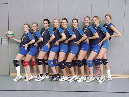 HSG Universität Rostock II (Bezirksliga West Damen 2002/2003) v.k.n.g.: Tina Graf, Anna Berger, Jana Seidel, Susan Pollin, Astrid Spee, Kristin Nölting, ... - DHSGUniHRO2