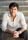 THE OFFICIAL VINCENT IRIZARRY WEBSITE