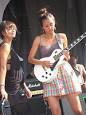 Meg & Dia - Wikipedia, the free encyclopedia