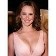 http://mimg.actressarchives.com/201101/0/4/3/170340/cuts/jennifer-love-hewitt-top_288x288.jpg