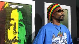 Snoop Dogg CHANGES HIS NAME!!!....He Is Now Snoop LION!!!