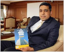 Madhu Kannan, MD \u0026amp; CEO, BSE launches Dalal Street Investment ... - 883206186_LS_Madhu-Kannan
