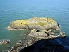 Cat Rock, Trefdraeth/Newport. Just off the coast west of the estuary. - via Daymix