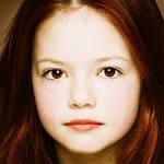 Mackenzie Foy as Renesmee