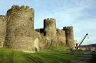Design and work on the castle were overseen by master mason James of St. - via Daymix