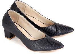 Sepatu Kerja Wanita/cewe Elegan Warna Hitam Terkeren