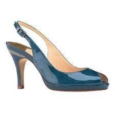 Most comfortable heels ever? :  wedding Images?q=tbn:ANd9GcQLWIwXCIExQD5b2gW RUIuxHbILU8IgetRKunZ7ZlaCR8nkP6jEg