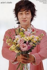 Со Чжи Соп / So Ji Sub / So Ji Seob / 소지섭 - Страница 13 Images?q=tbn:ANd9GcQLvGAeeJwQa6zPAR6ysgfSzPAHUDox5iGya8CgC4JfXxQ7L9FDQov-aZ758g