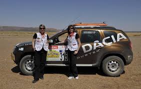 Isabelle Charles (driver) and Dounia Bennani (co-driver), the Dacia - dacia-duster-claims-victory-in-the-rallye-aicha-des-gazelles_1