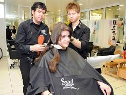 Mit dem Wunsch betrat unlängst ein Amerikaner den Solon von Coiffeur Fadi Saad im Bonn Center, in dem Mark Wassong sein zweites Lehrjahr absolviert. - 865750-1