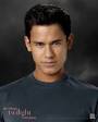 http://www.twilightlexicon.com/wp-content/repsaj/2007/10/Bronson-as-Jared-e1288969898897.jpg