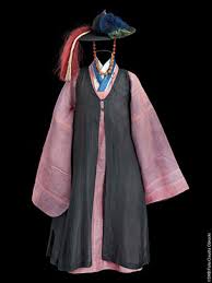 korean haristyle and hanbok Images?q=tbn:ANd9GcQPQnxJVczxBD5URg5-joif0Q1-c0FdiXJCo1QPtss63LgvSapH3g