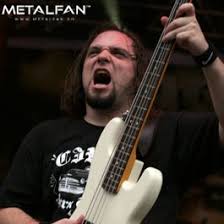 Alex Pascu, basistul grupului bucurestean de Heavy/Power Metal, Thunderstorm, a avut amabilitatea de a accorda primul interviu pentru Metalfan. - 2708
