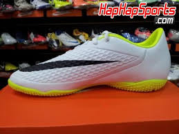 jual-sepatu-futsal-nike-hypervenom-terbaru-2014-phelon-putih ...