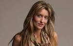 http://cdn.1920x1200.net/posts/wp-content/uploads/2008/12/natascha_mcelhone_1920_1200_dec16.jpg