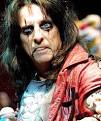 in “Alice Cooper” vornahm