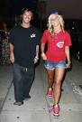 http://www3.pictures.zimbio.com/fp/Chelsie%2BHightower%2BLouie%2BVito%2BVisiting%2BParlour%2B5BzTGR16gjgl.jpg