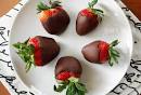 CHOCOLATE COVERED STRAWBERRIES | Skinnytaste