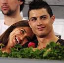 Xabi Alonso y su mujer,
