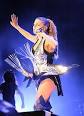 Image <b>Fergie</b> performing at Oracle Picture