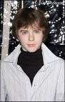 freddie highmore. geri rastgele büyüt ileri