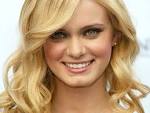 sara paxton. 1600x120026602