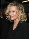 Kim Basinger - Premiere Of