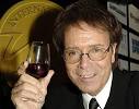 Popsänger Cliff Richard hat ein besonderes Rezept, um auch mit 70 Jahren in ...