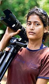 Tasneem Khan lives in the Andaman and Nicobar Island as part of their environmental team - article-2145361-131FBE38000005DC-288_233x395