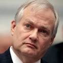 Donald Fehr stepping down