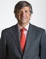 Mayo sustituye a Abel Linares,