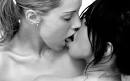 Lesbian Personals (LesbianPersonal) on Twitter