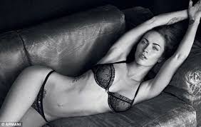 http://fashion-fashion123.blogspot.com/2012/05/lingerie-pictures.html