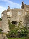 higher up the wall which show the massive construction of the walls. - via Daymix
